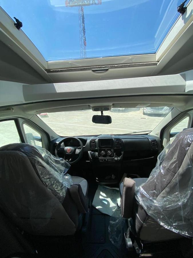 Magnifica Autocaravana Adria Matrix Axess 670Sl Granada Dış mekan fotoğraf